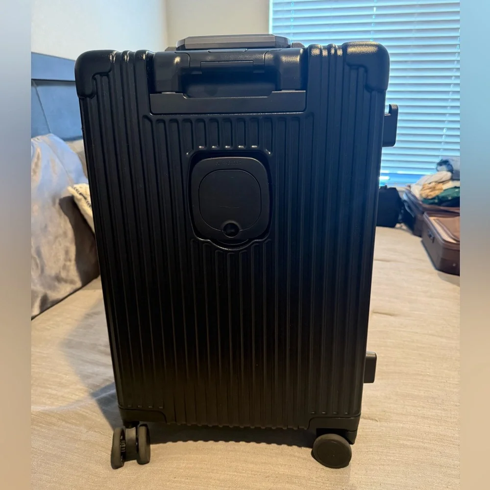 NOBL Carry-On: All-In-One - GREAT CONDITION - Picture 10 of 16